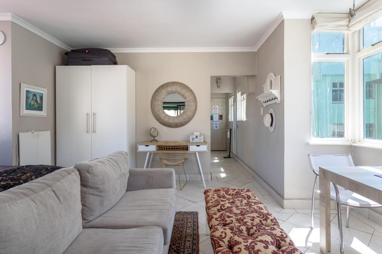 Cosy And Classy Sea Point Apartment Ciudad del Cabo Exterior foto